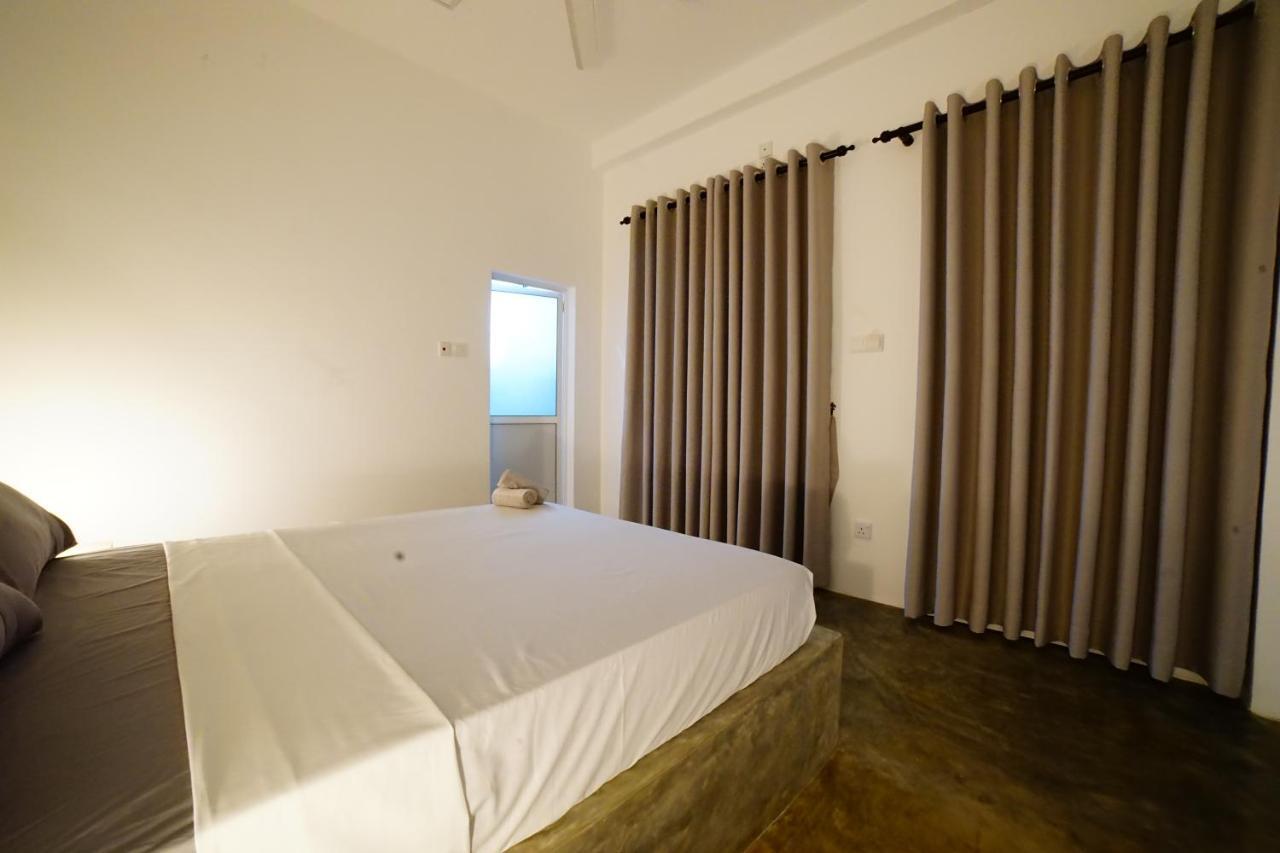 Island Life Hotel Negombo Ngoại thất bức ảnh